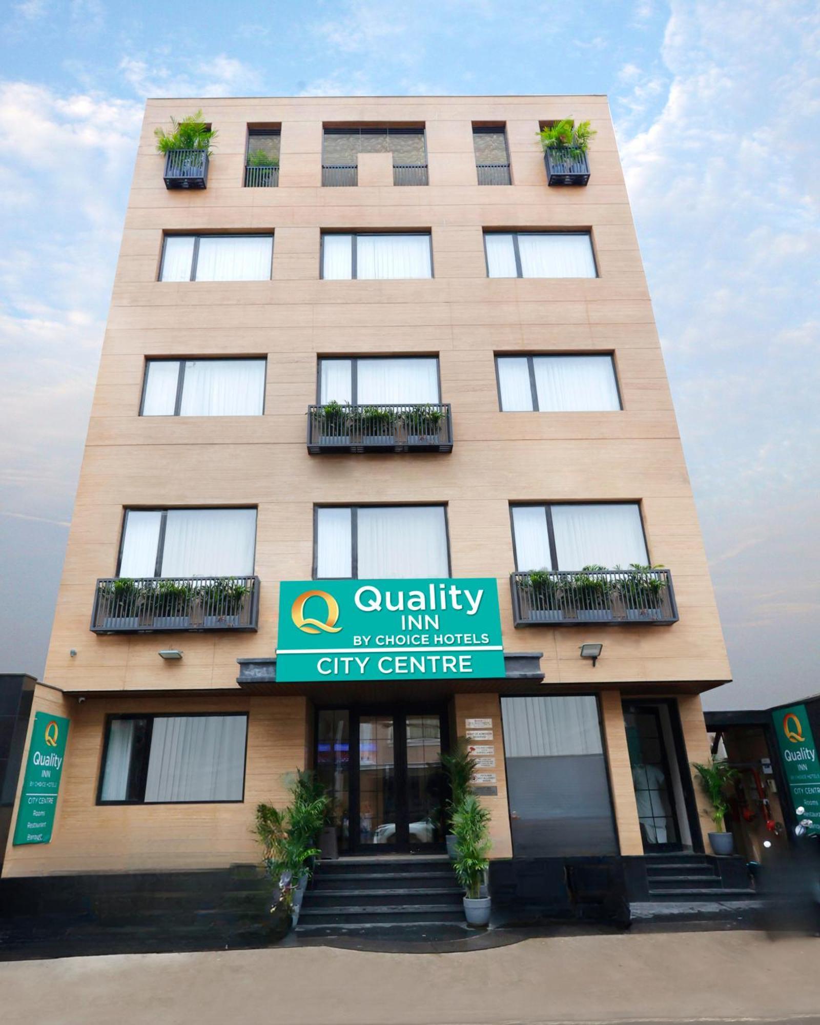 Quality Inn City Centre Varanasi Exterior foto