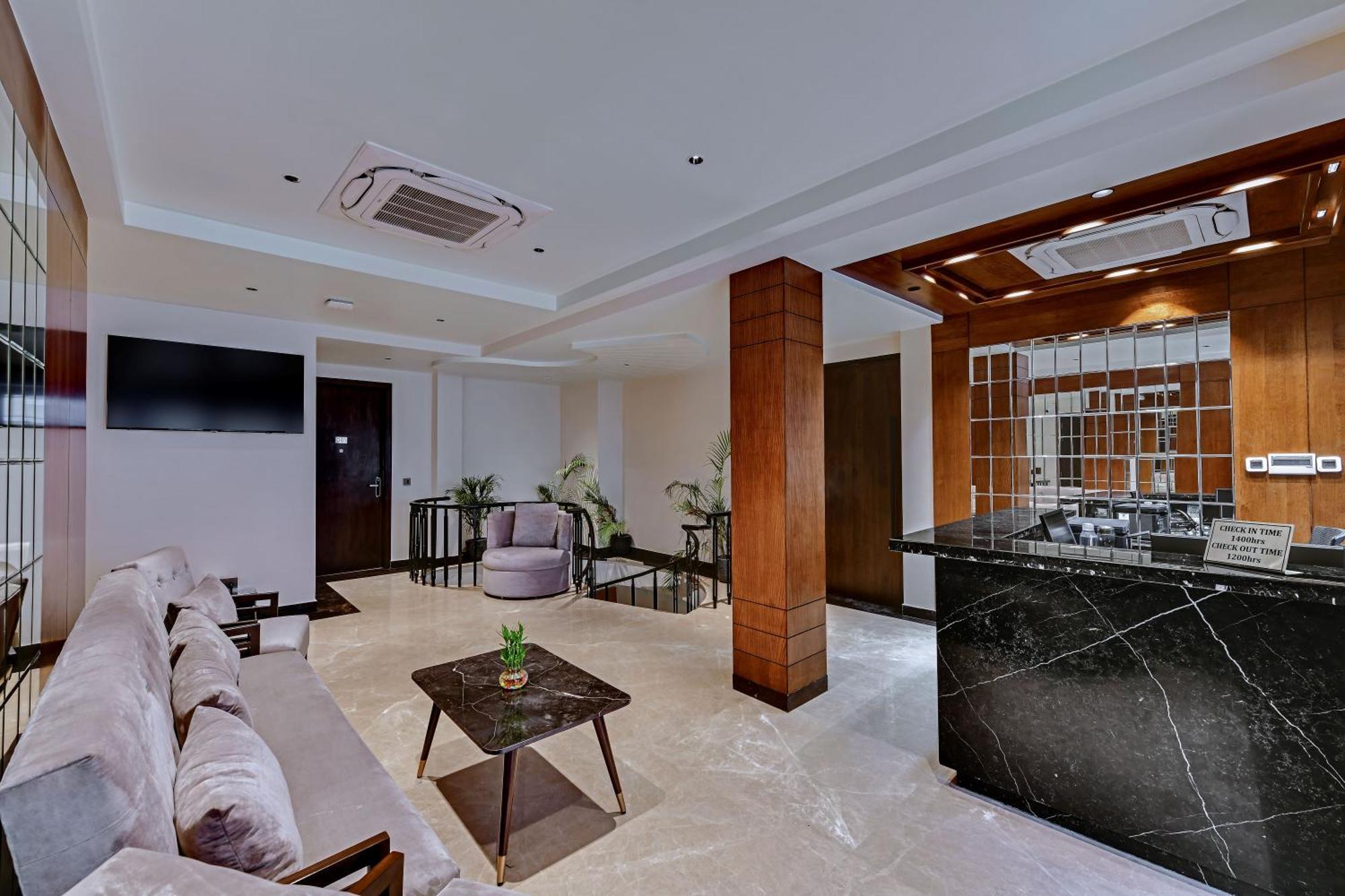 Quality Inn City Centre Varanasi Exterior foto